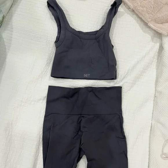 SET Active Set - Picture 2 of 4